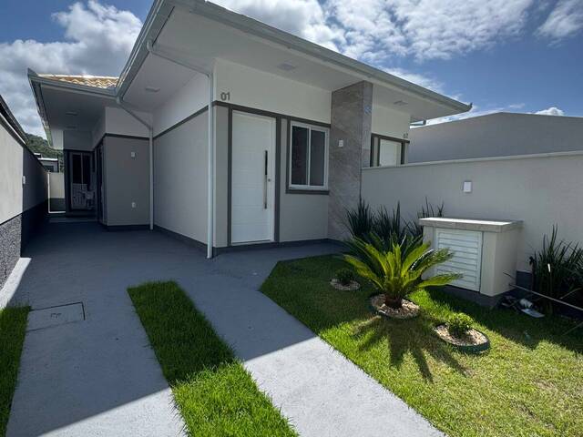 #2 - Casa para Venda em São José - SC