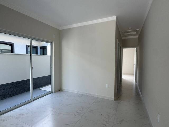 Casa para Venda em São José - 4