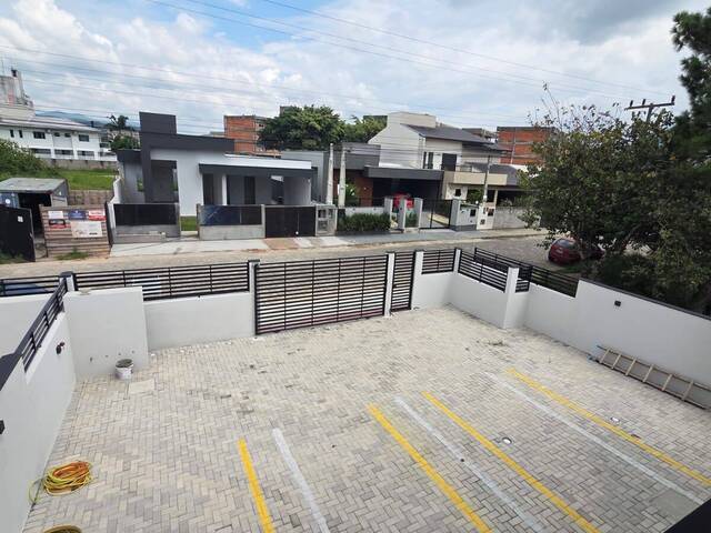 #7 - Apartamento para Venda em São José - SC