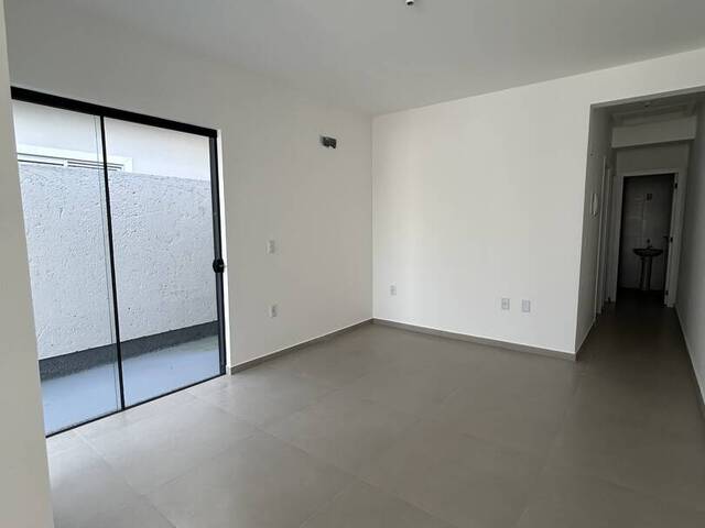 Casa para Venda em São José - 5