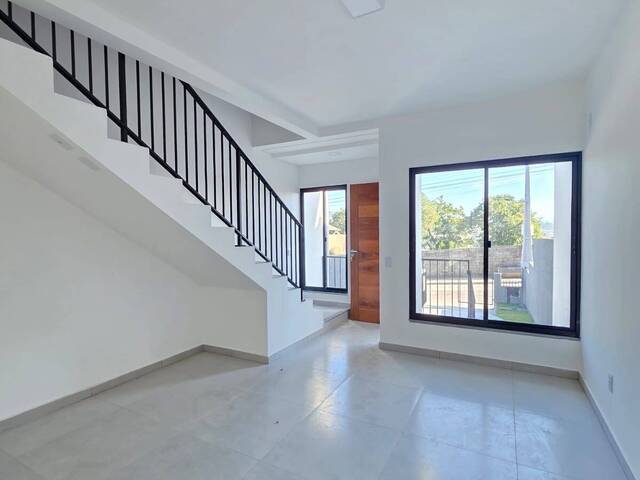 #13 - Casa para Venda em São José - SC