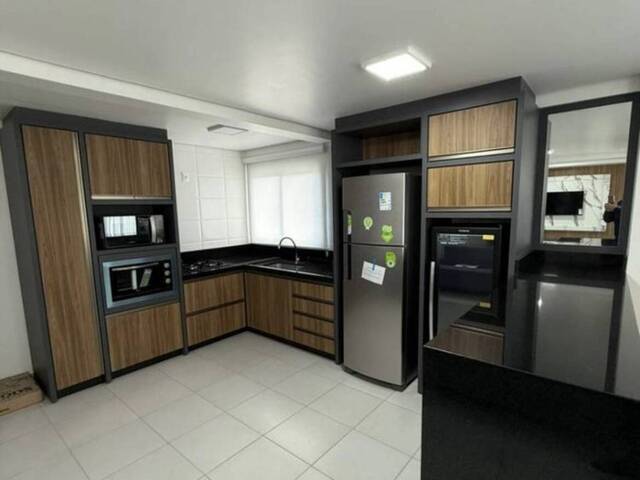 #17 - Apartamento para Venda em São José - SC