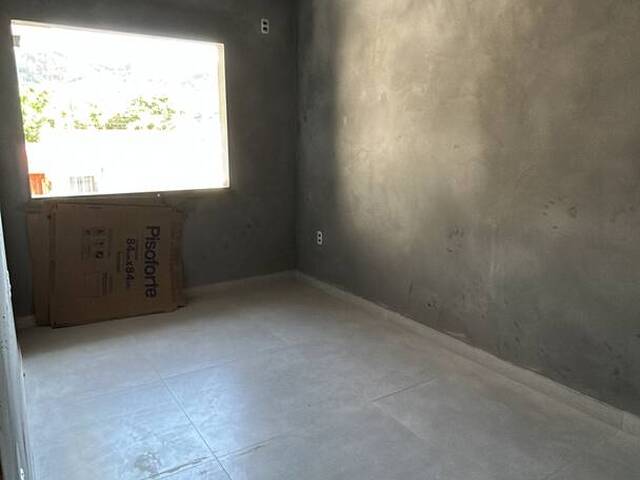 #25 - Casa para Venda em São José - SC