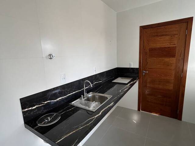 #27 - Casa para Venda em São José - SC - 3