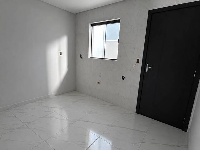 #29 - Casa para Venda em São José - SC