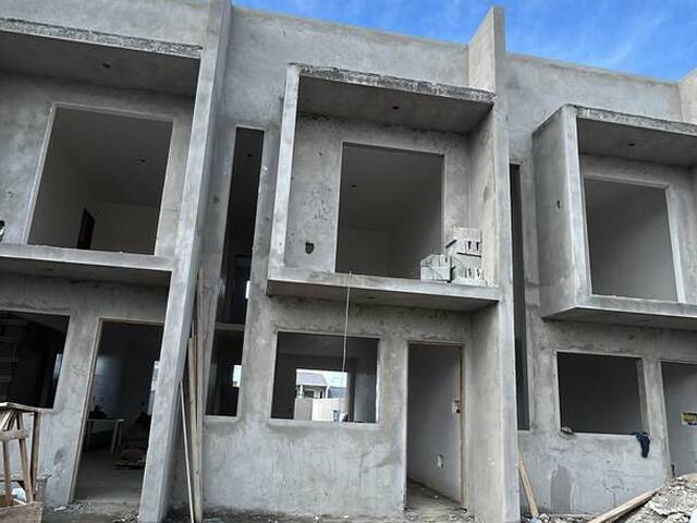 #33 - Casa para Venda em São José - SC - 2