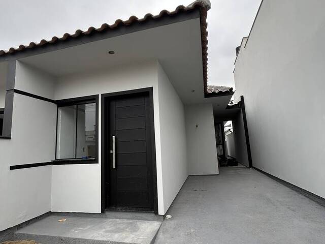 #34 - Casa para Venda em São José - SC - 1