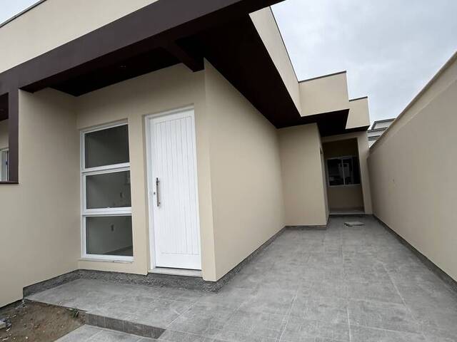 #36 - Casa para Venda em São José - SC - 1