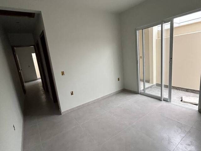 #36 - Casa para Venda em São José - SC - 2